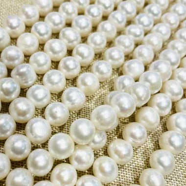 "AAA"Natural Freshwater Pearls Potato Round Beads 8-9mm - 15"inch Strand | Elegance and Purity in White